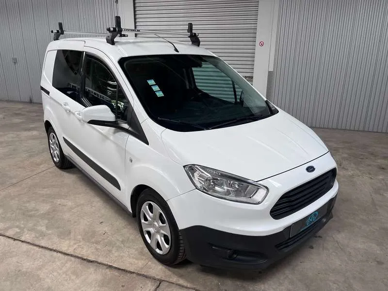 Ford Transit Courier 1.5 TDCi Trend Navi Camera *€ 7.500 NETTO* Image 4