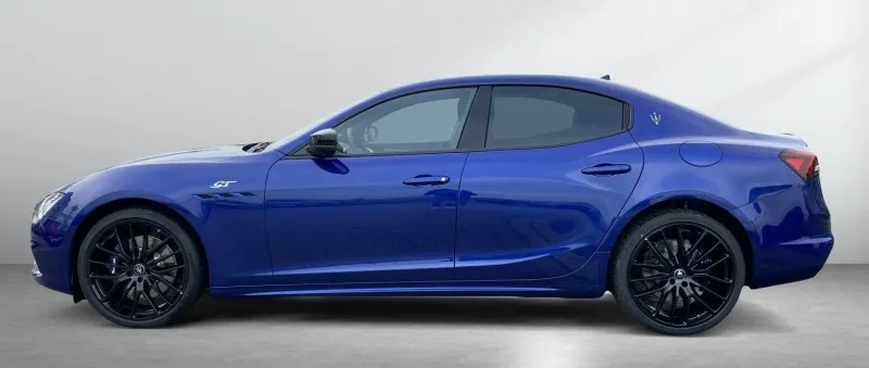 Maserati Ghibli GT Hybrid =Nerissimo Package= Carbon Гаранци Image 4