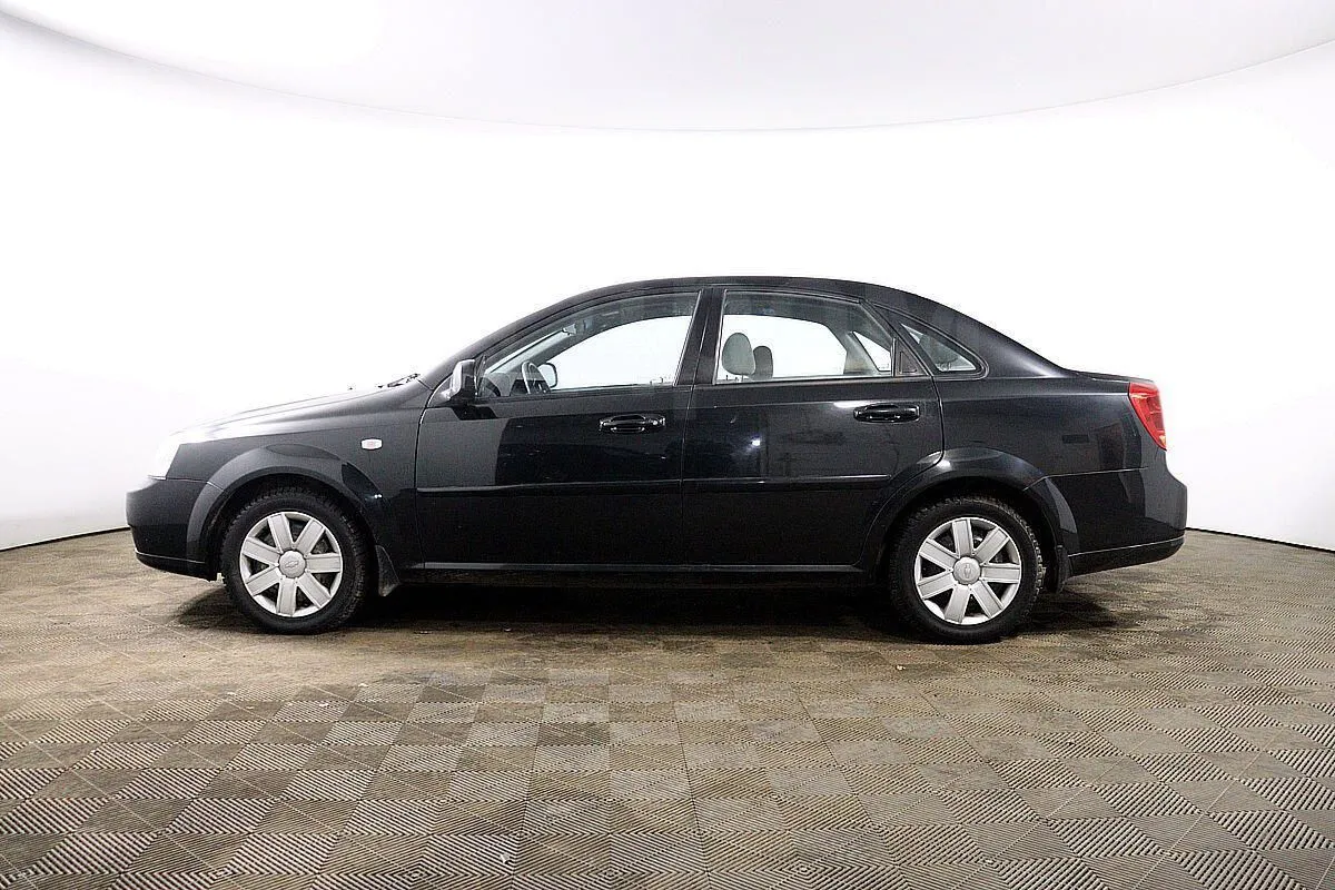 Chevrolet Lacetti Image 8