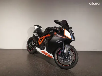 KTM RC8R